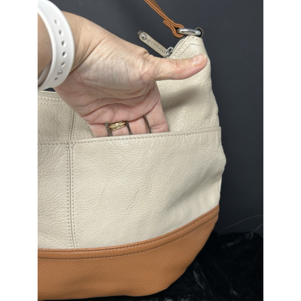 Tignanello Cream & Brown Pebbled Leather Hobo Bag Purse Soft Very Clean Lined - Picture 5 of 10